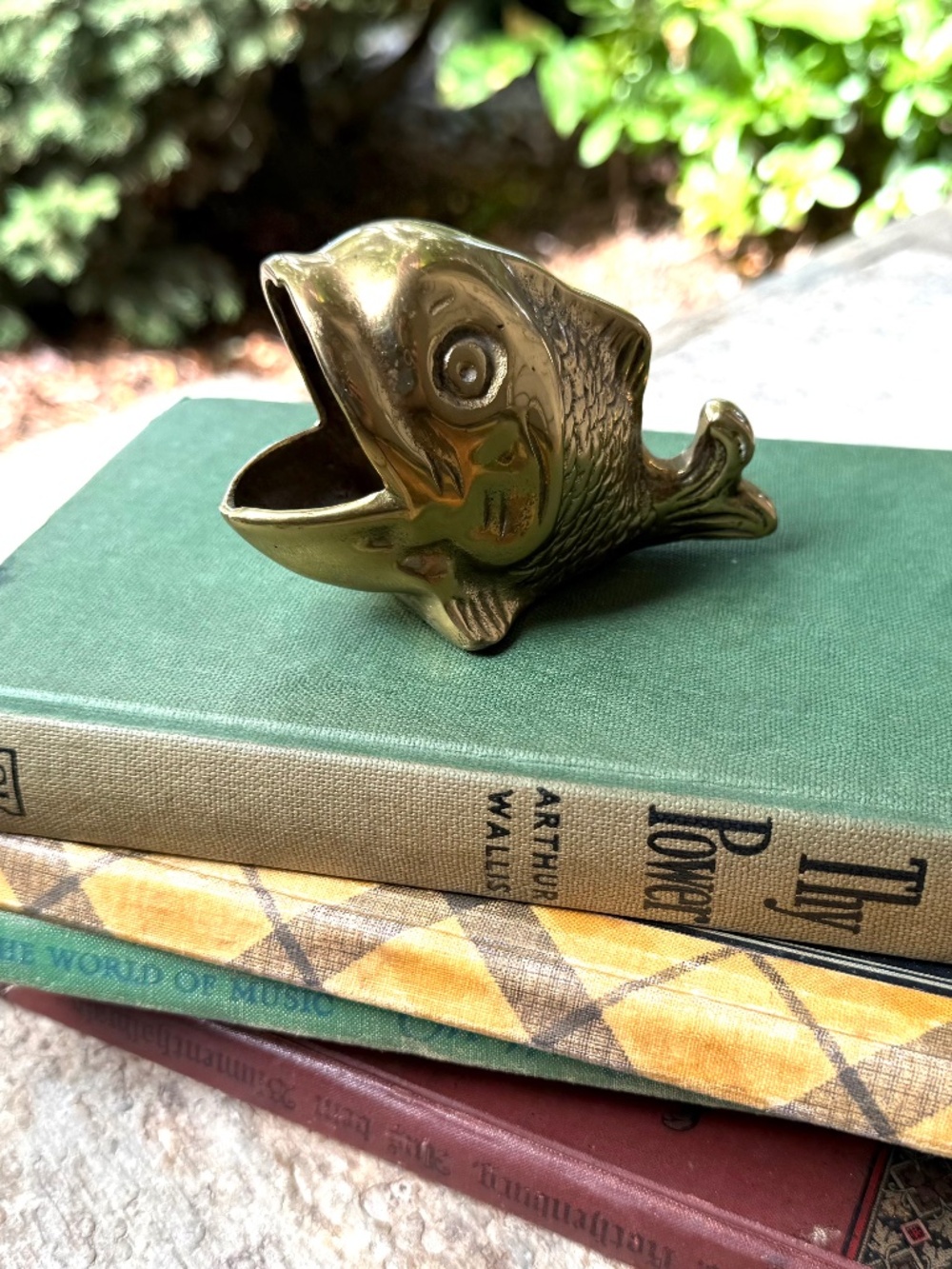 Vintage MCM 1960s Solid Brass Wide Open Mouth Koi Fish Or Carp Figurine Ashtray.